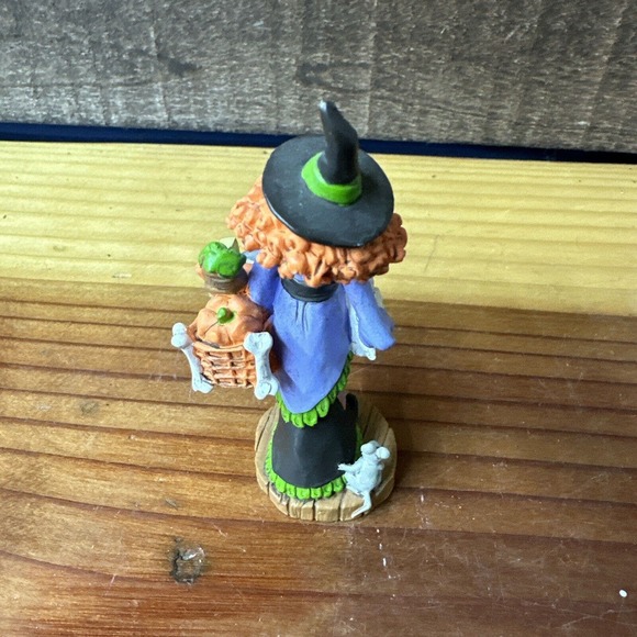 Creepy Hollow Shopping Witch Halloween Village - Picture 4 of 6